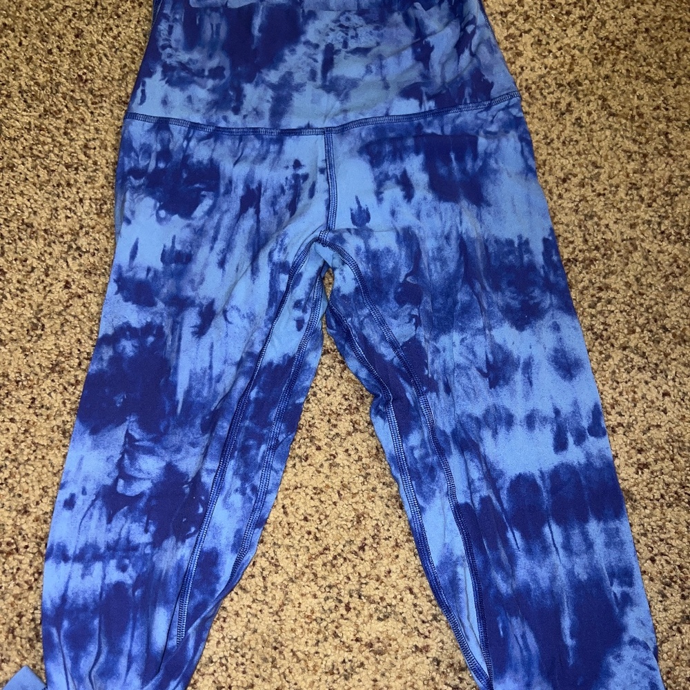 Lululemon tie dye leggings